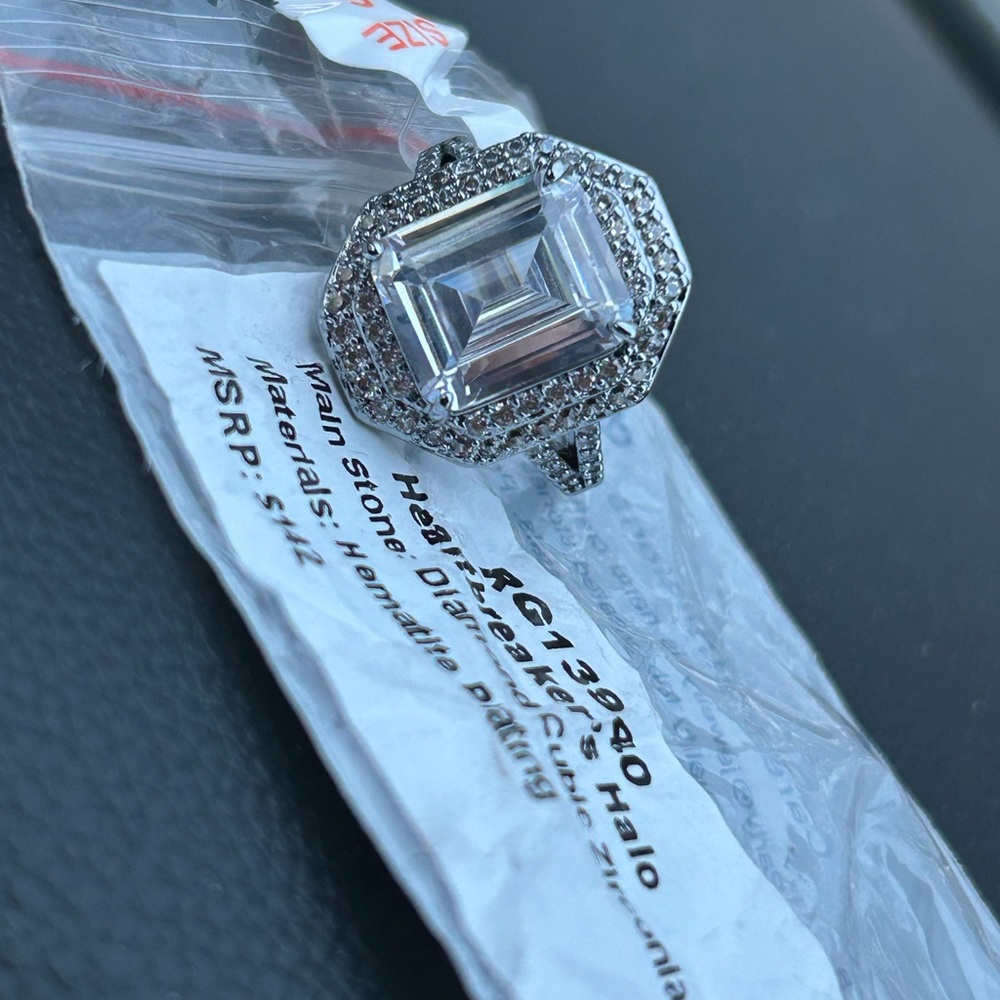 Bomb party hematite diamond cz size 6 heartbreakers halo